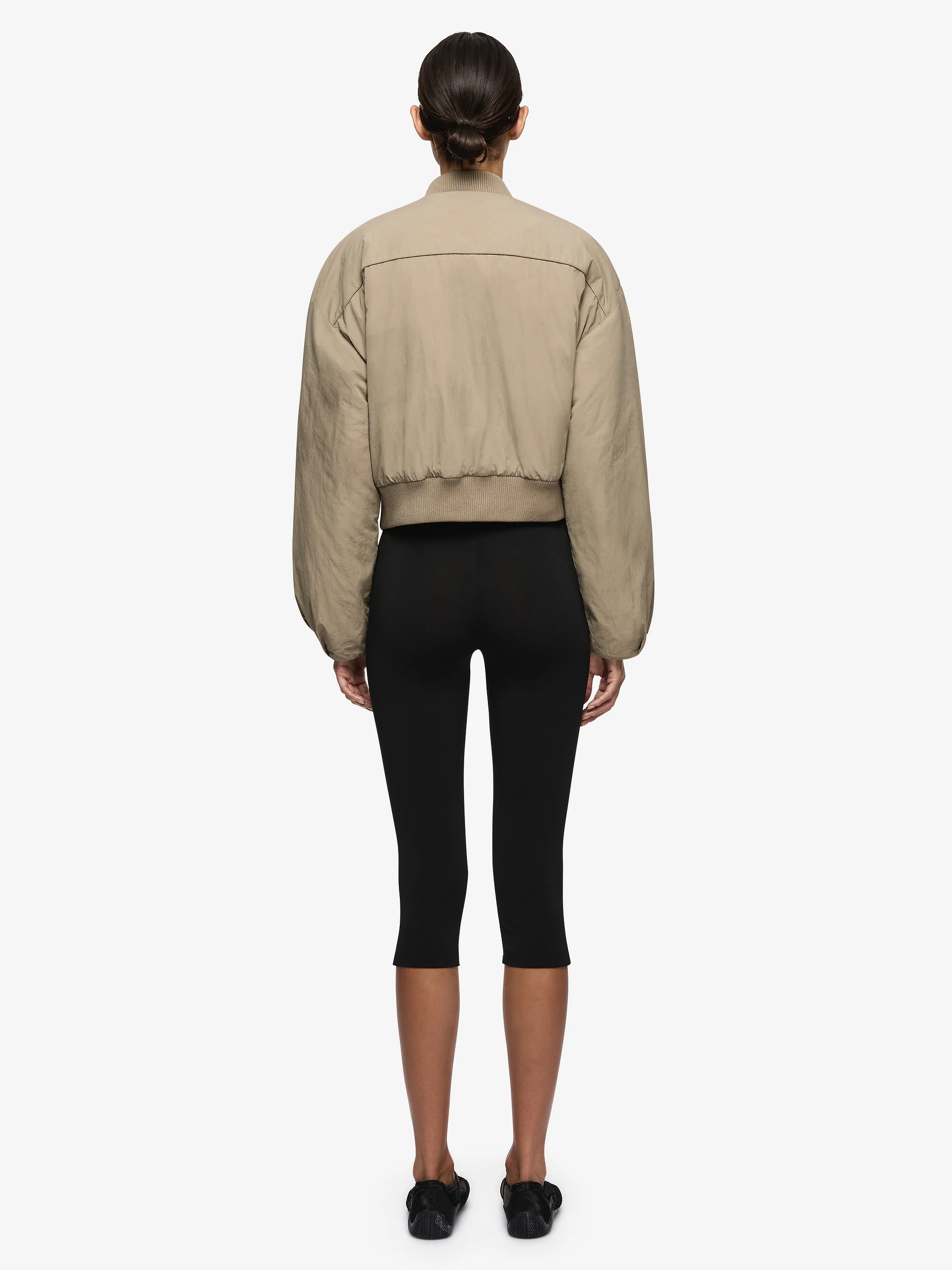 AUDREY CAPRI PANT - BLACK - Image 3