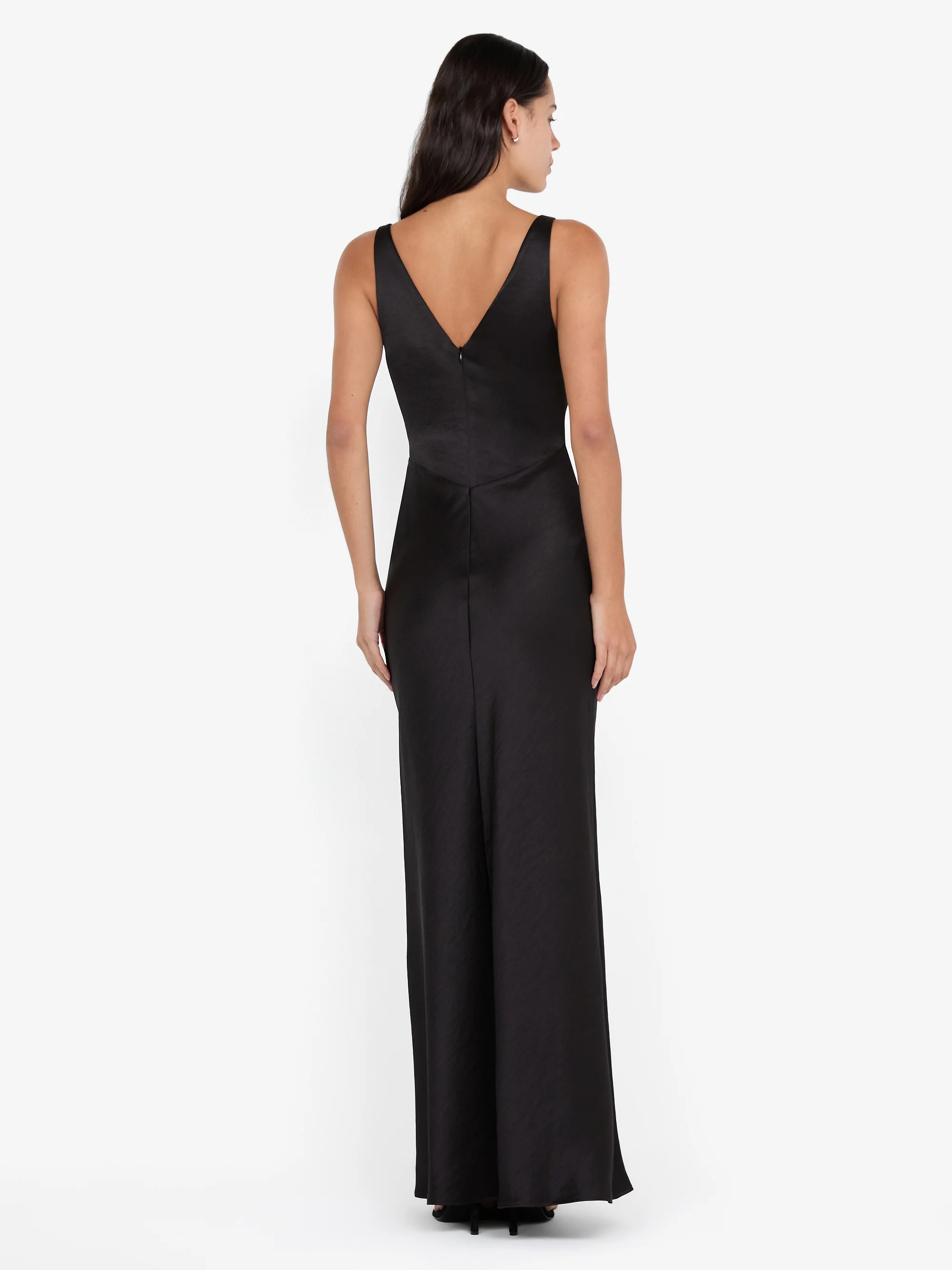 AUSTEN V NECK MAXI DRESS - BLACK - Image 4