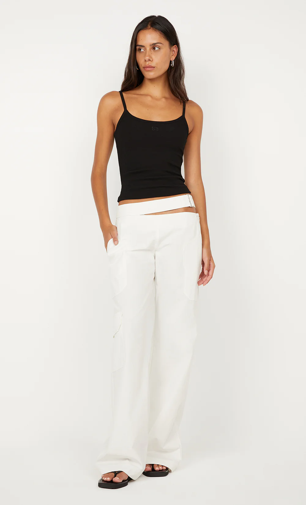 IONE SINGLET - BLACK - Image 2