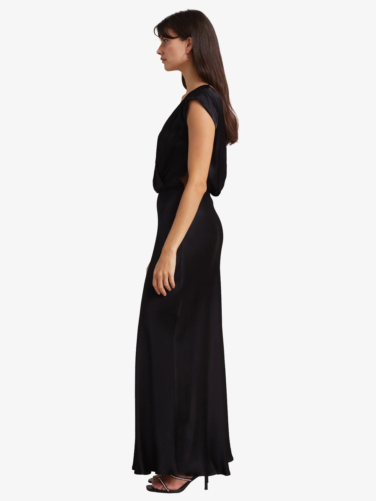 MOON DANCE MAXI DRESS - BLACK - Image 3
