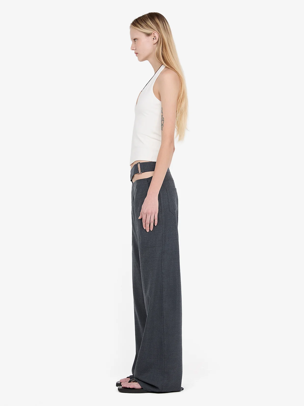 TOMMI TAILORED PANT - CHARCOAL - Image 3
