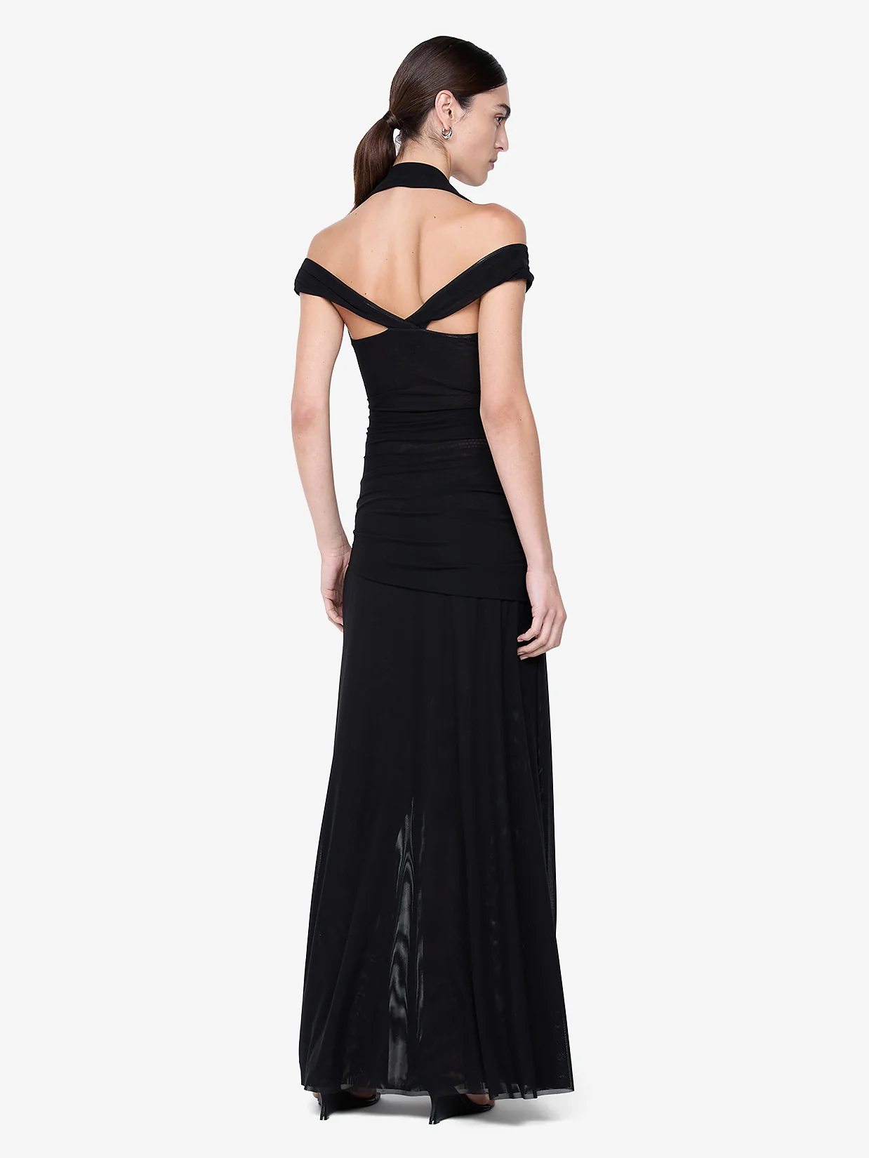 WINNIE HALTER MAXI DRESS - BLACK - Image 3